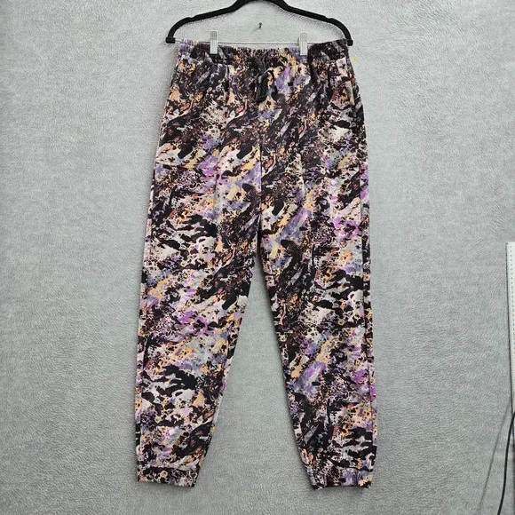 Fabletics Women Activewear Pants M Black Pants Graphic The One Jogger - Picture 1 of 11
